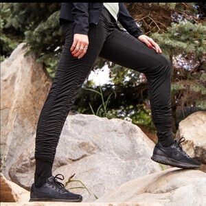 AGOGIE Women's +20 Resistance Black Pants Leggings XL